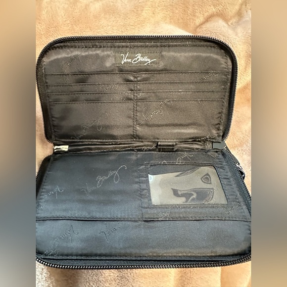 Vera Bradley quilted cotton zip-around wallet in "Dogwood" floral pattern - Picture 7 of 8